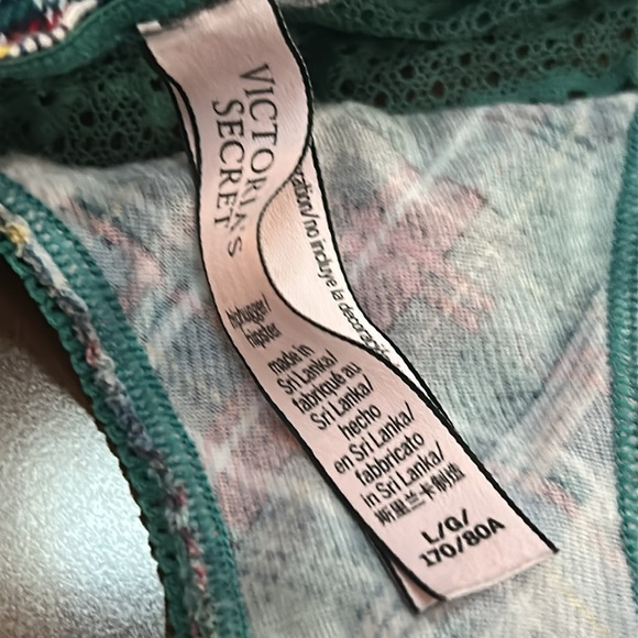 Large Victoria’s Secret lace back Hiphugger plaid panty - Picture 4 of 6